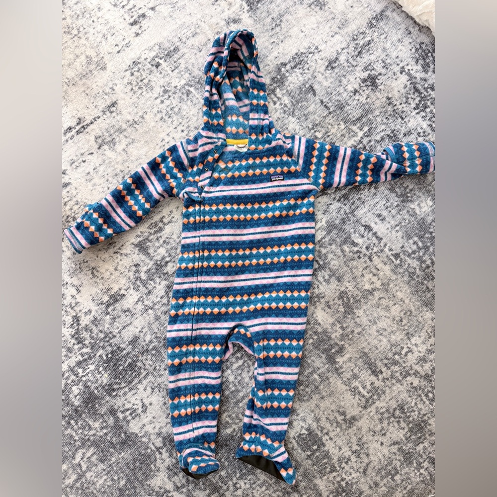Patagonia 12-18m fleece footie
